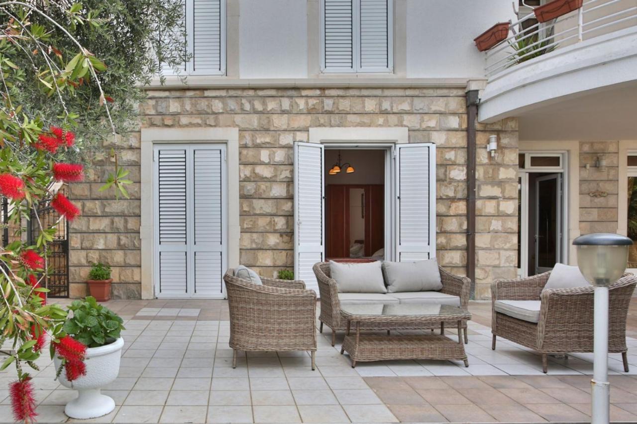 Royal Holiday Apartments Sveti Stefan Exteriér fotografie