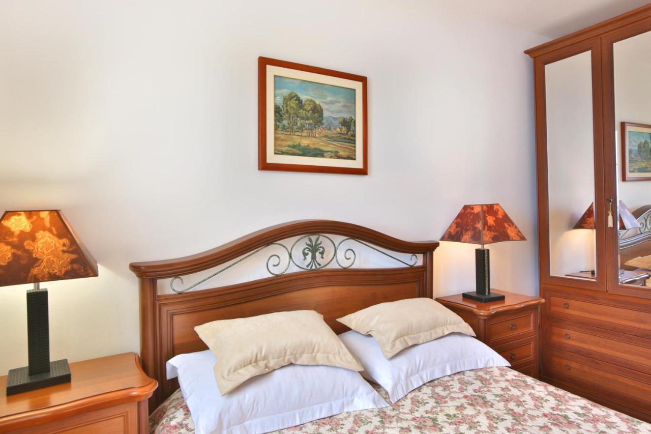 Royal Holiday Apartments Sveti Stefan Exteriér fotografie
