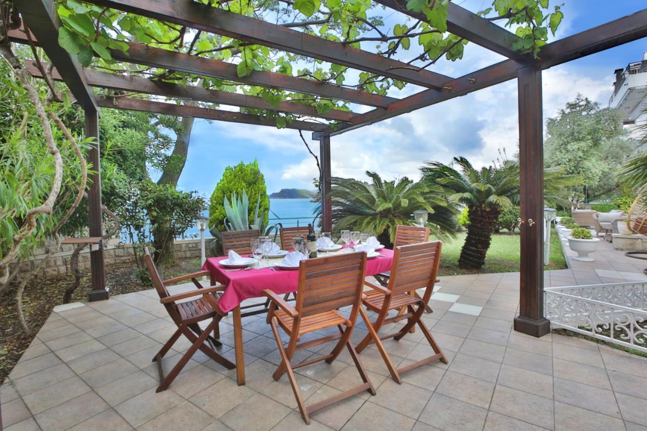 Royal Holiday Apartments Sveti Stefan Exteriér fotografie