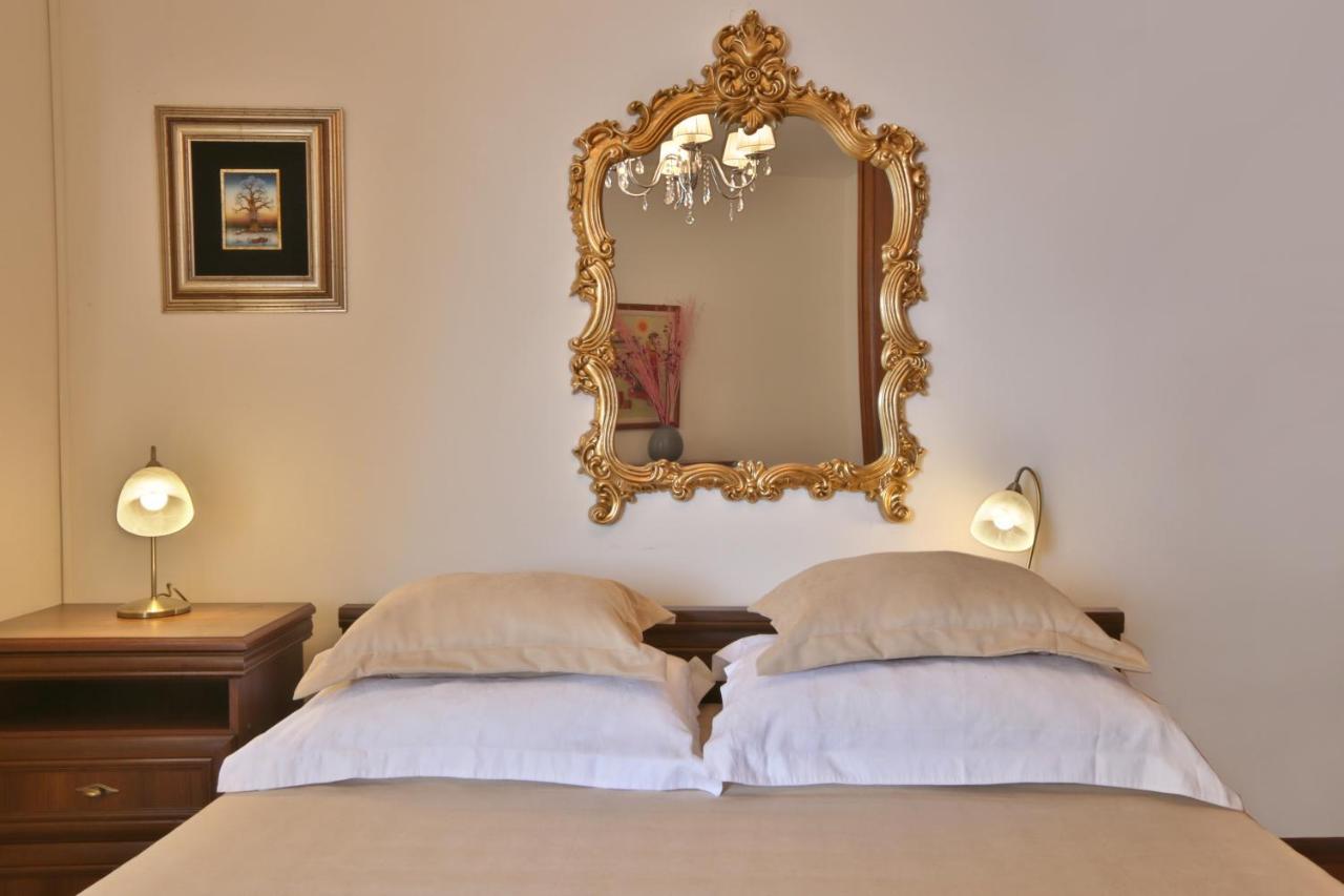 Royal Holiday Apartments Sveti Stefan Exteriér fotografie