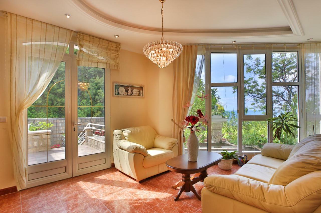 Royal Holiday Apartments Sveti Stefan Exteriér fotografie